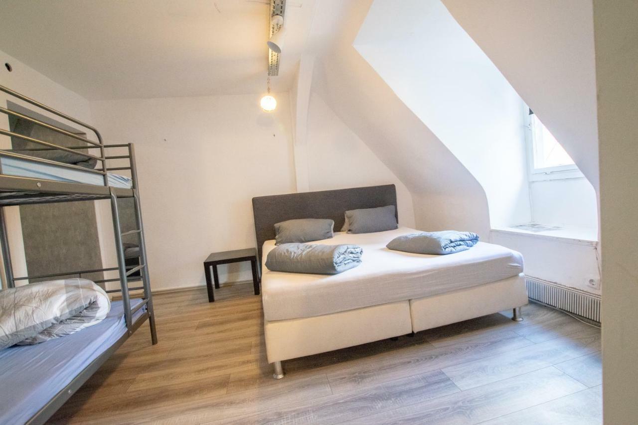 Altstadt Duesseldorf 1 Экстерьер фото
