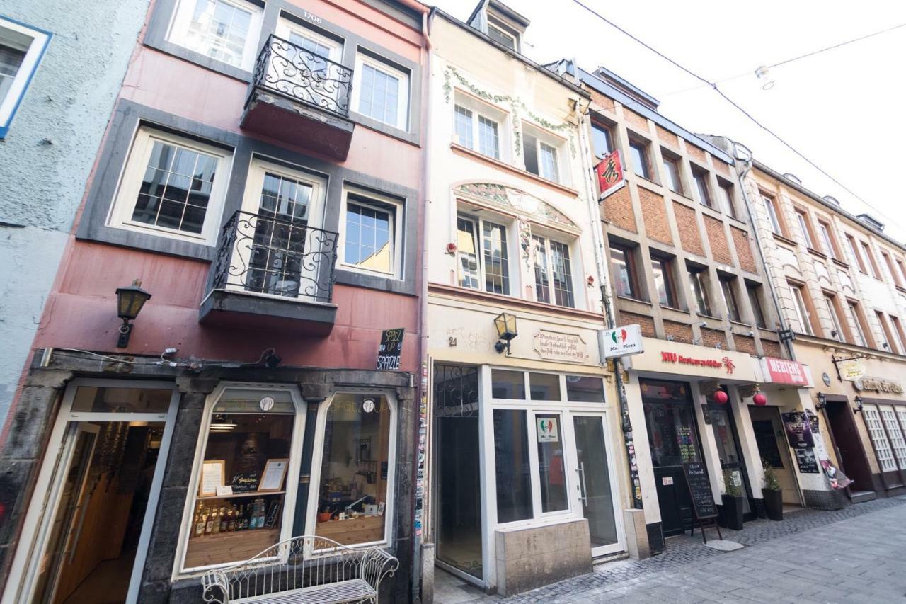 Altstadt Duesseldorf 1 Экстерьер фото