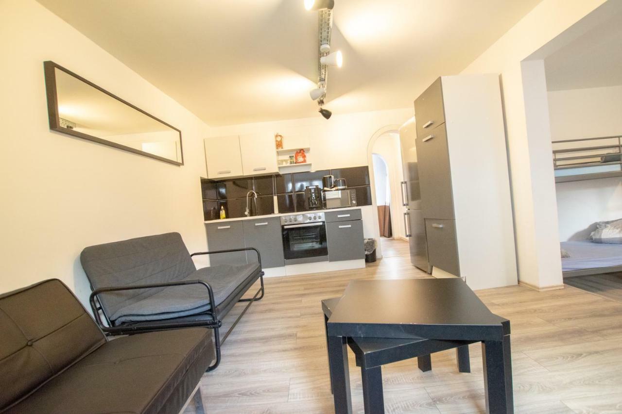 Altstadt Duesseldorf 1 Экстерьер фото